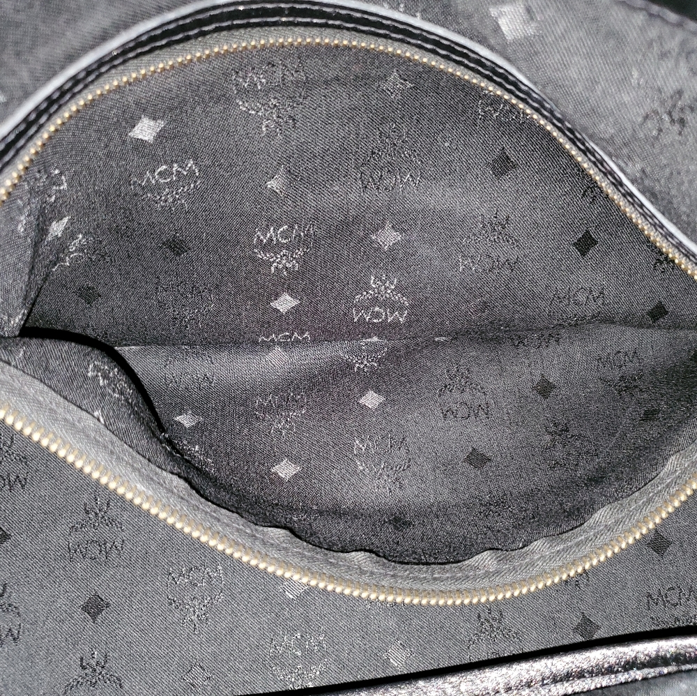 MCM Boston Bag - Picture 15 of 16